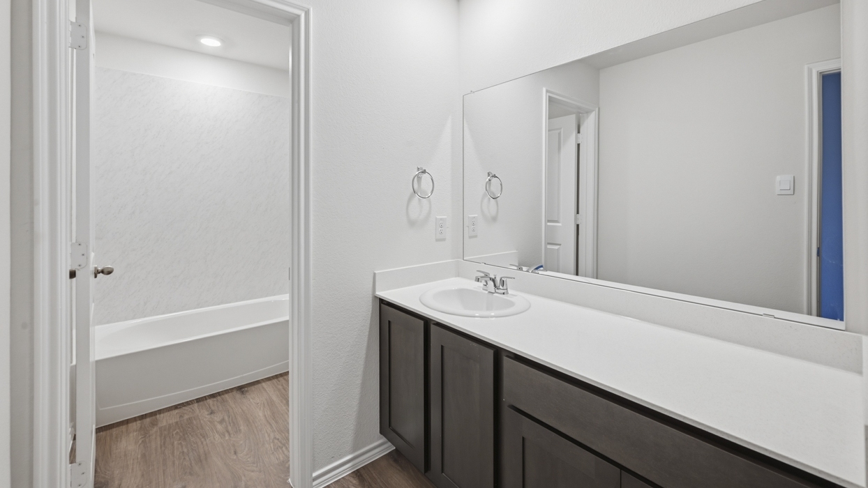 V22C Celeste Floorplan Bathroom Gallery Image-Arbor Trails South in Princeton, TX