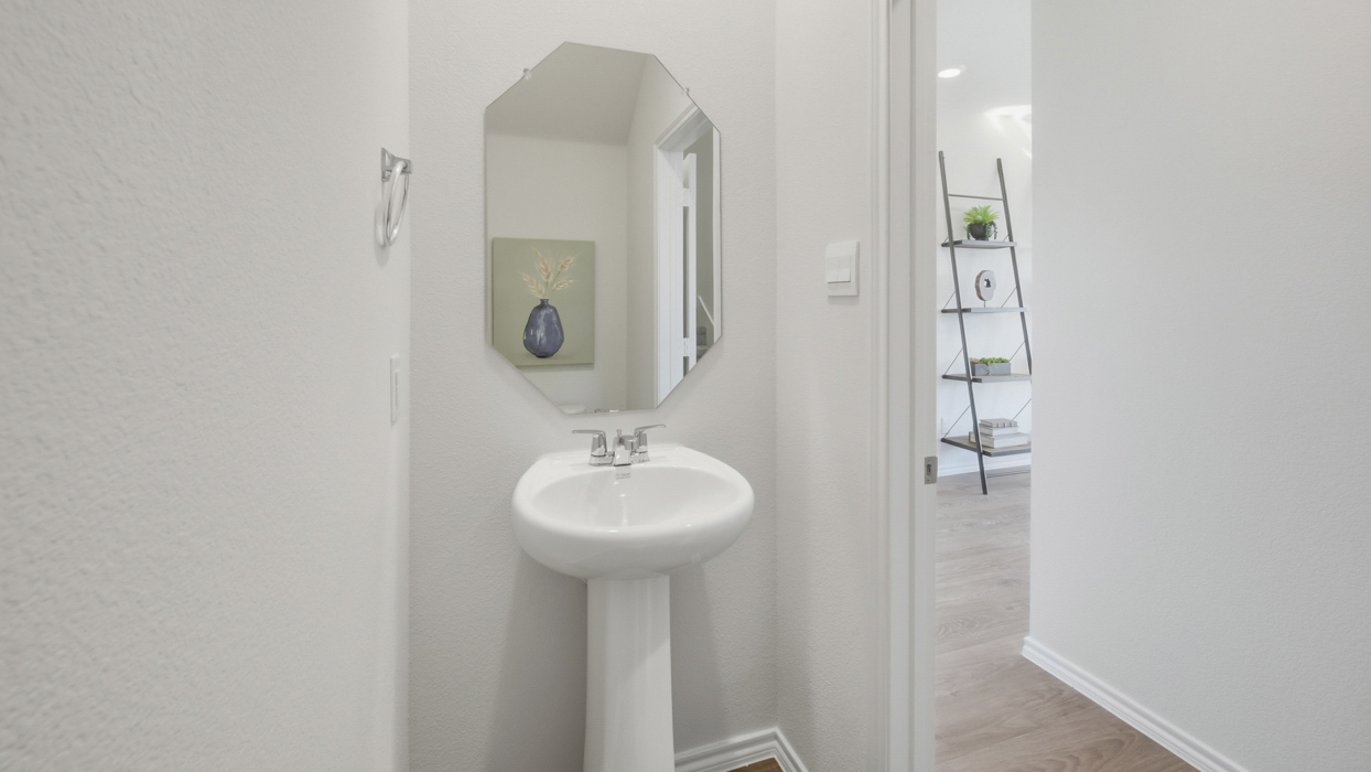 V22J Justice Floorplan Bathroom Gallery Image-Arbor Trails South in Princeton, TX