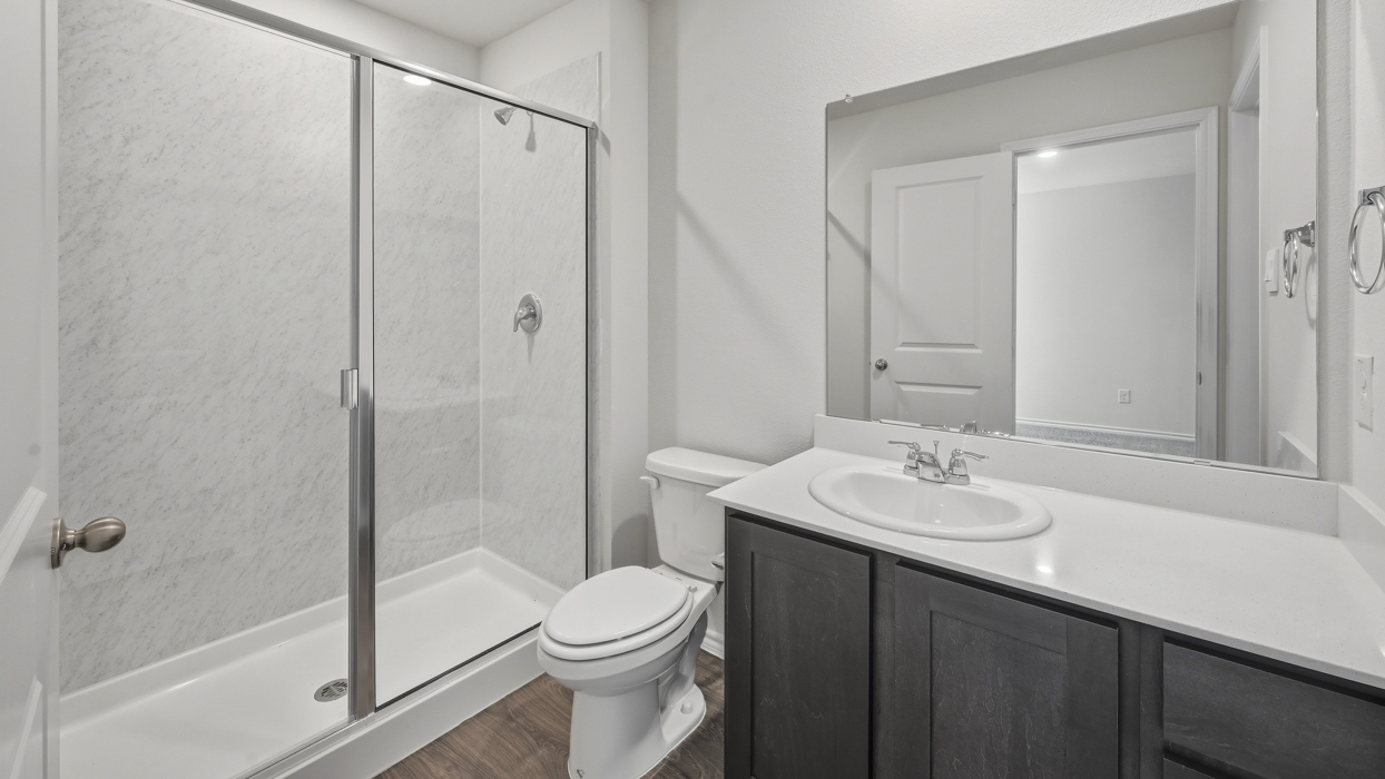 Argentina Floorplan Elevation B Bathroom Gallery Image - Arbor Trails South in Princeton, TX