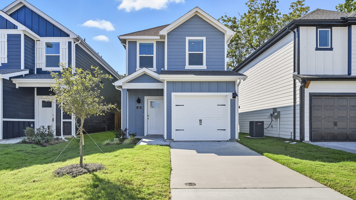 204 Arbor Dr exterior