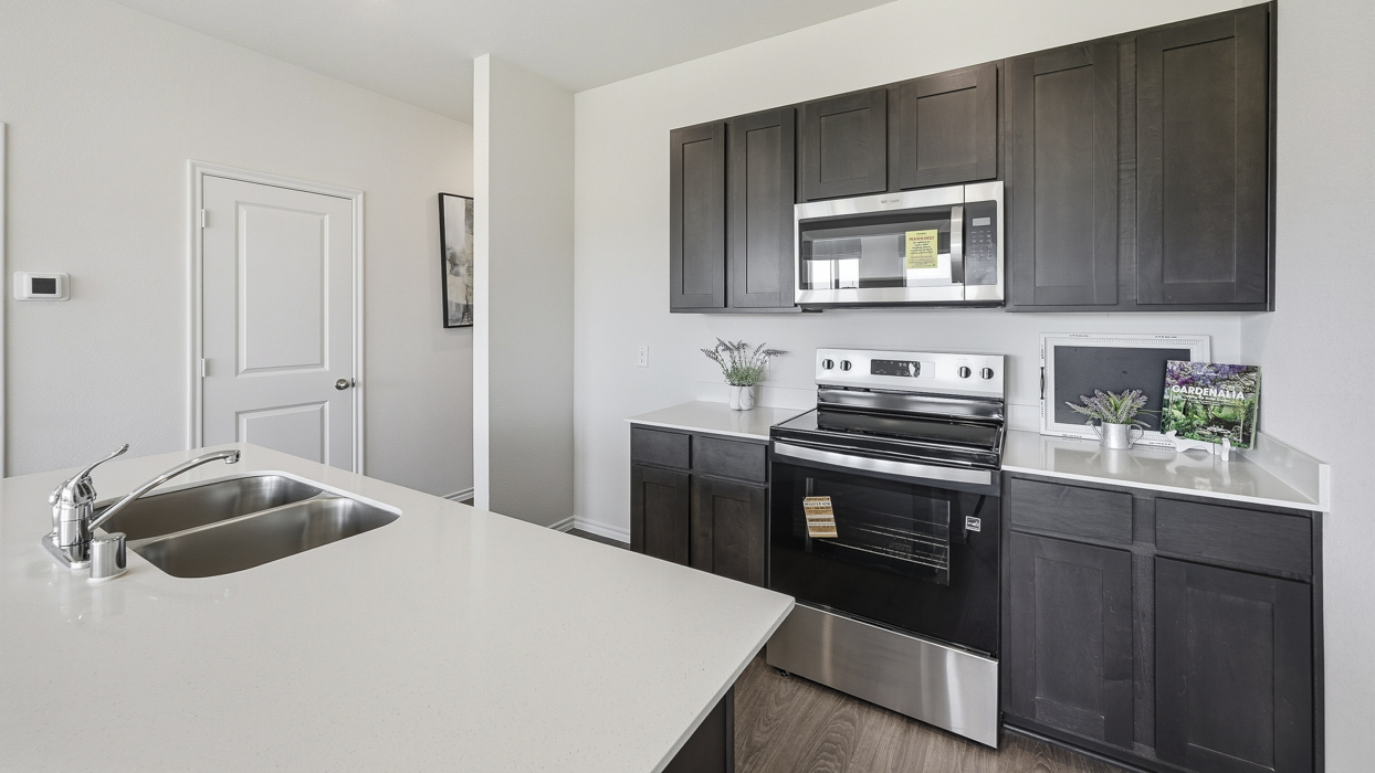 Argentina Floorplan Kitchen Gallery Image-Arbor Trails in Princeton, TX