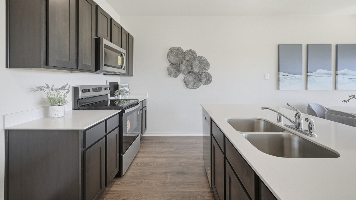 Argentina Floorplan Kitchen Gallery Image-Arbor Trails in Princeton, TX