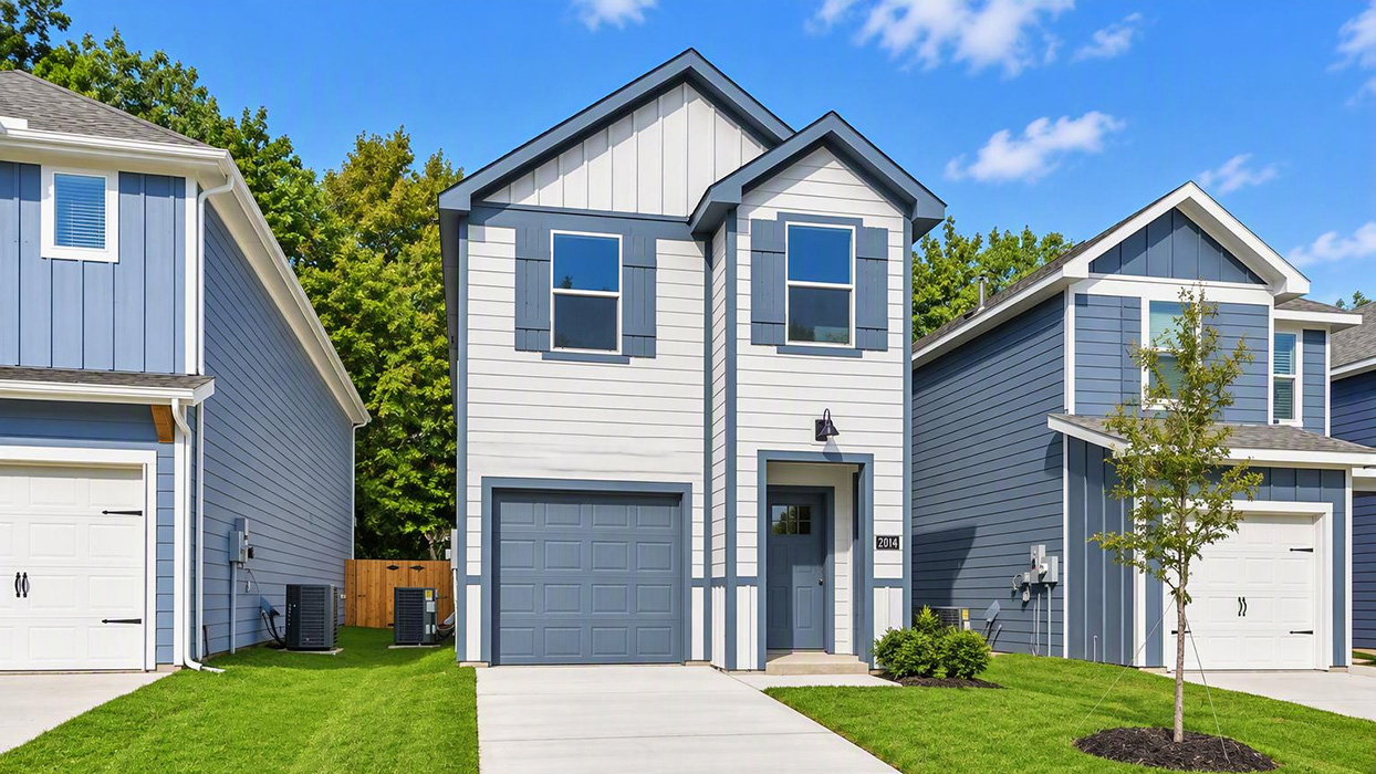 213 Tall Cedar Way exterior