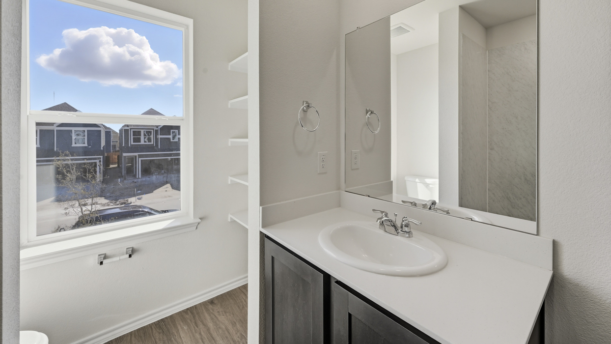 V18C Catalina Floorplan Bathroom Gallery Image-Arbor Trails South in Princeton, TX