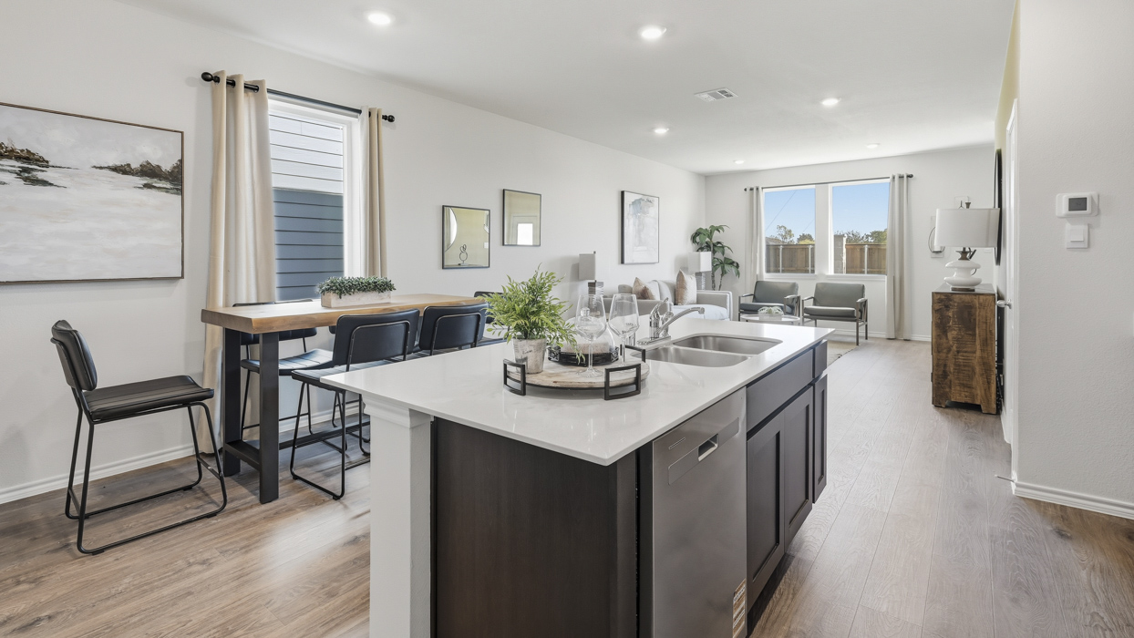 V18D Dewsbury kitchen gallery image - Arbor Trails South in Princeton TX