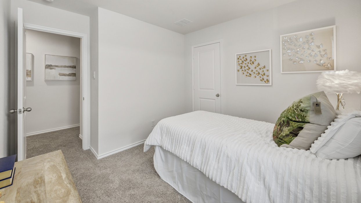 V18D Dewsbury Floorplan Bedroom Gallery Image-Arbor Trails South in Princeton, TX