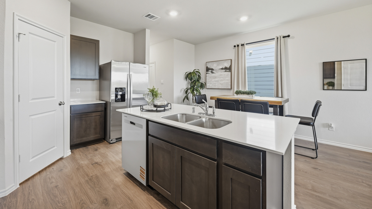 V18D Dewsbury Floorplan Kitchen Gallery Image-Arbor Trails South in Princeton, TX
