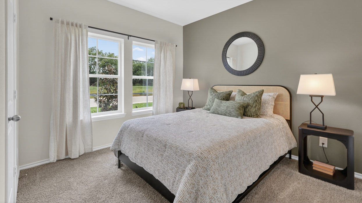 Midland Floorplan Bedroom Gallery Image - Forestbrook Estates in Paris, TX