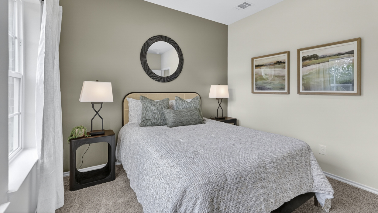 Midland Floorplan Bedroom Gallery Image - Forestbrook Estates in Paris, TX