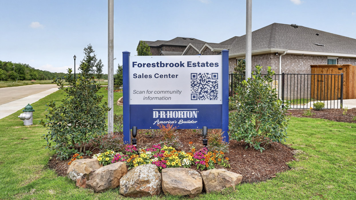 X40B Bellvue Floorplan Bathroom Gallery Image-Forestbrook Estates in Paris, TX