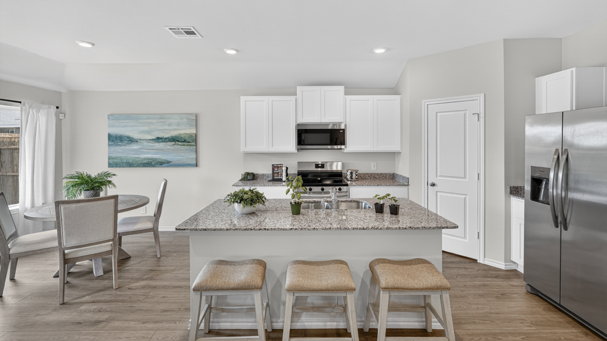 X40B Bellvue Floorplan Kitchen Gallery Image-Forestbrook Estates in Paris, TX