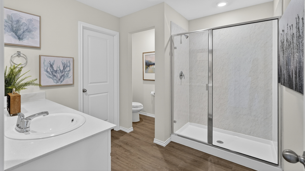 Bellvue Floorplan Elevation B Bathroom Gallery Image - Forestbrook Estates in Paris, TX