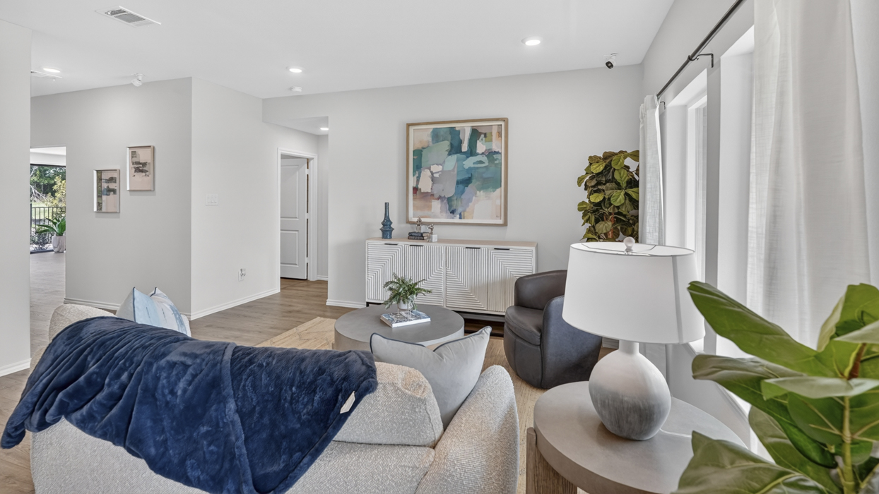 Bellvue Floorplan Living Gallery Image-Forestbrook Estates in Paris, TX