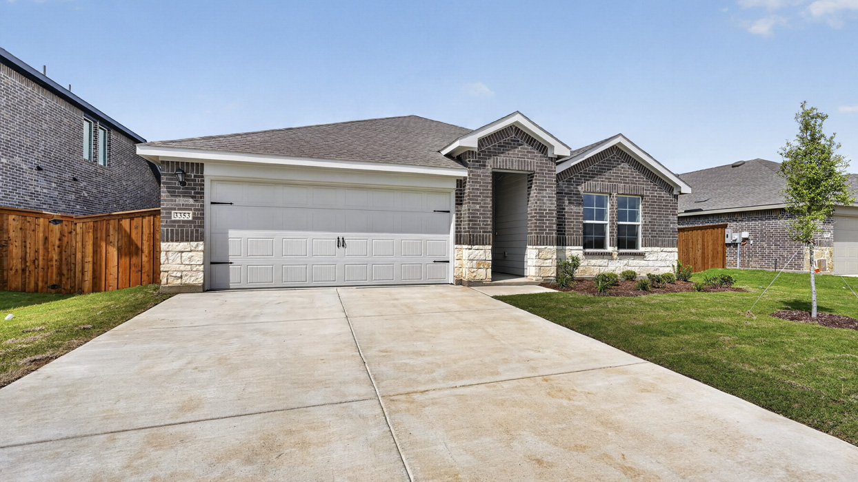 Texas Cali Floorplan Exterior Gallery Image - Forestbrook Estates in Paris, TX
