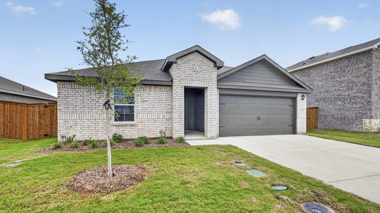 Texas Cali Floorplan Exterior Gallery Image - Forestbrook Estates in Paris, TX