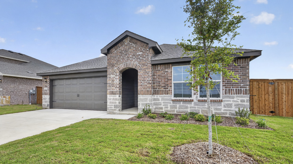 Lakeway Floorplan Elevation B Exterior Gallery Image - Forestbrook Estates in Paris, TX