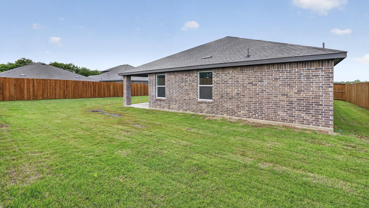 Lakeway Floorplan Elevation B Backyard Gallery Image - Forestbrook Estates in Paris, TX