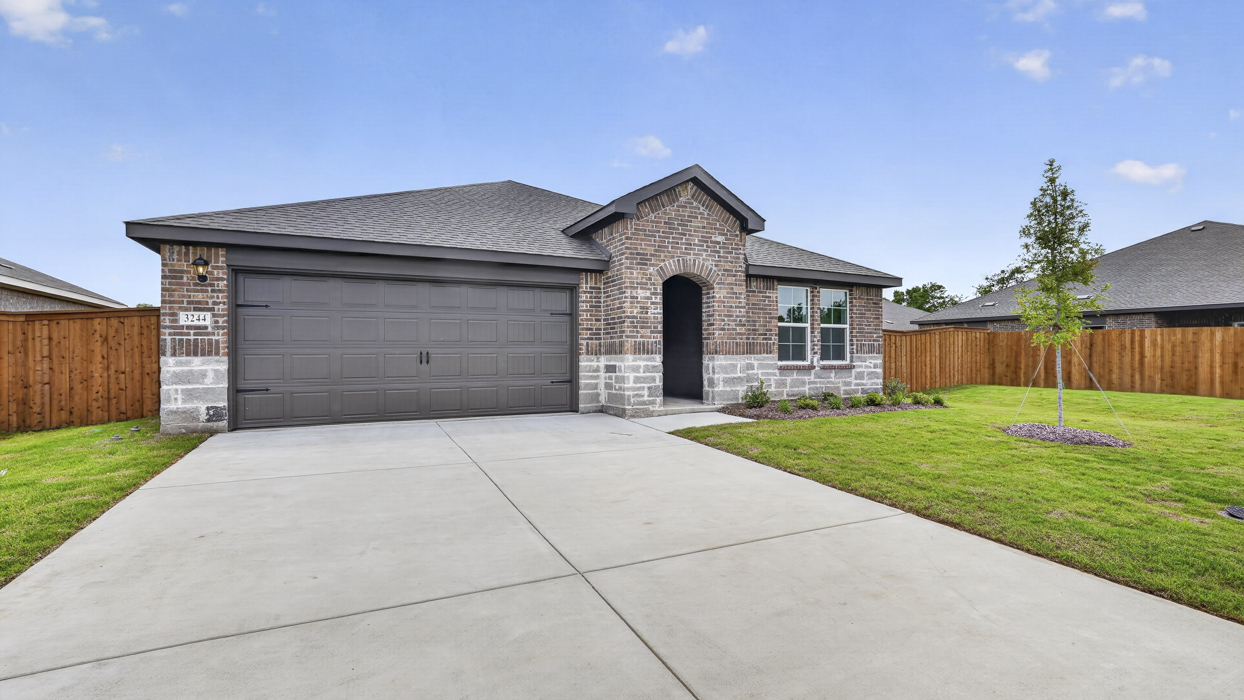 Lakeway Floorplan Elevation B Exterior Gallery Image - Forestbrook Estates in Paris, TX