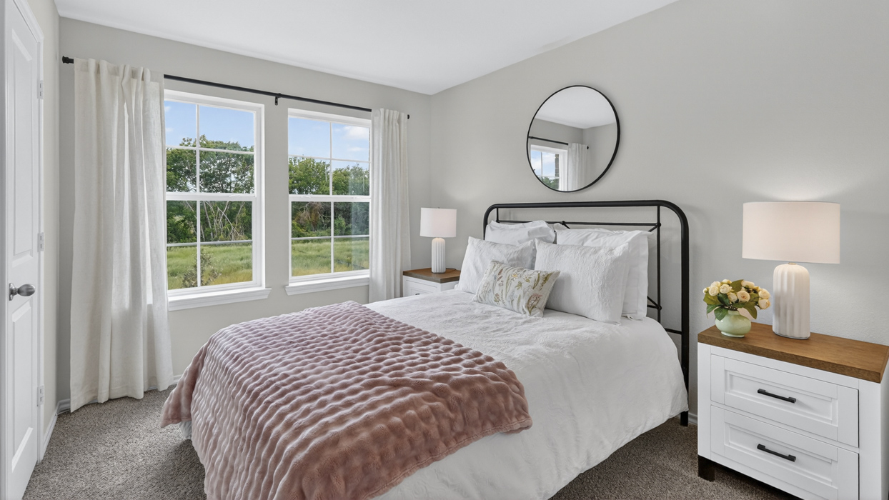 X40M Midland Floorplan Bedroom Gallery Image-Forestbrook Estates in Paris TX