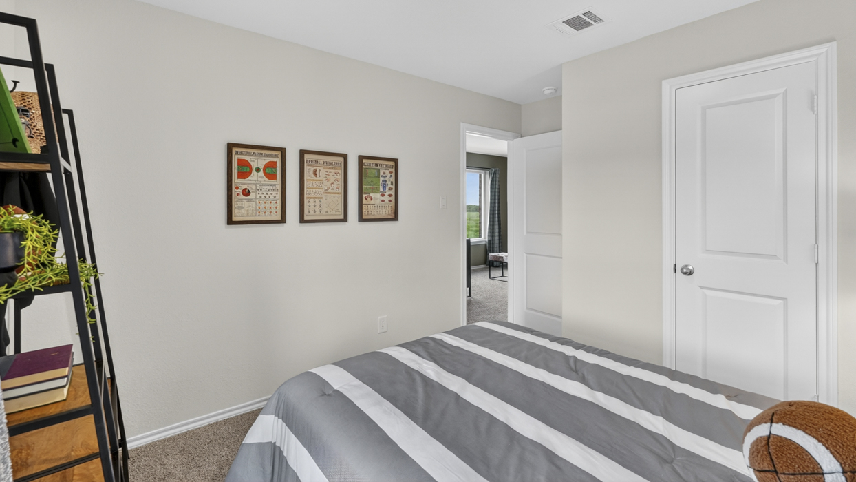X40M Midland Floorplan Bedroom Gallery Image-Forestbrook Estates in Paris TX