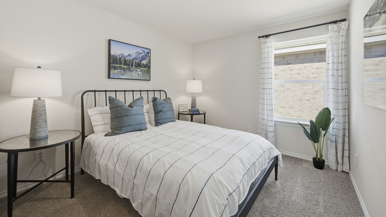 Elgin Floorplan Bedroom Gallery Image-Sanger Circle in Sanger, Tx
