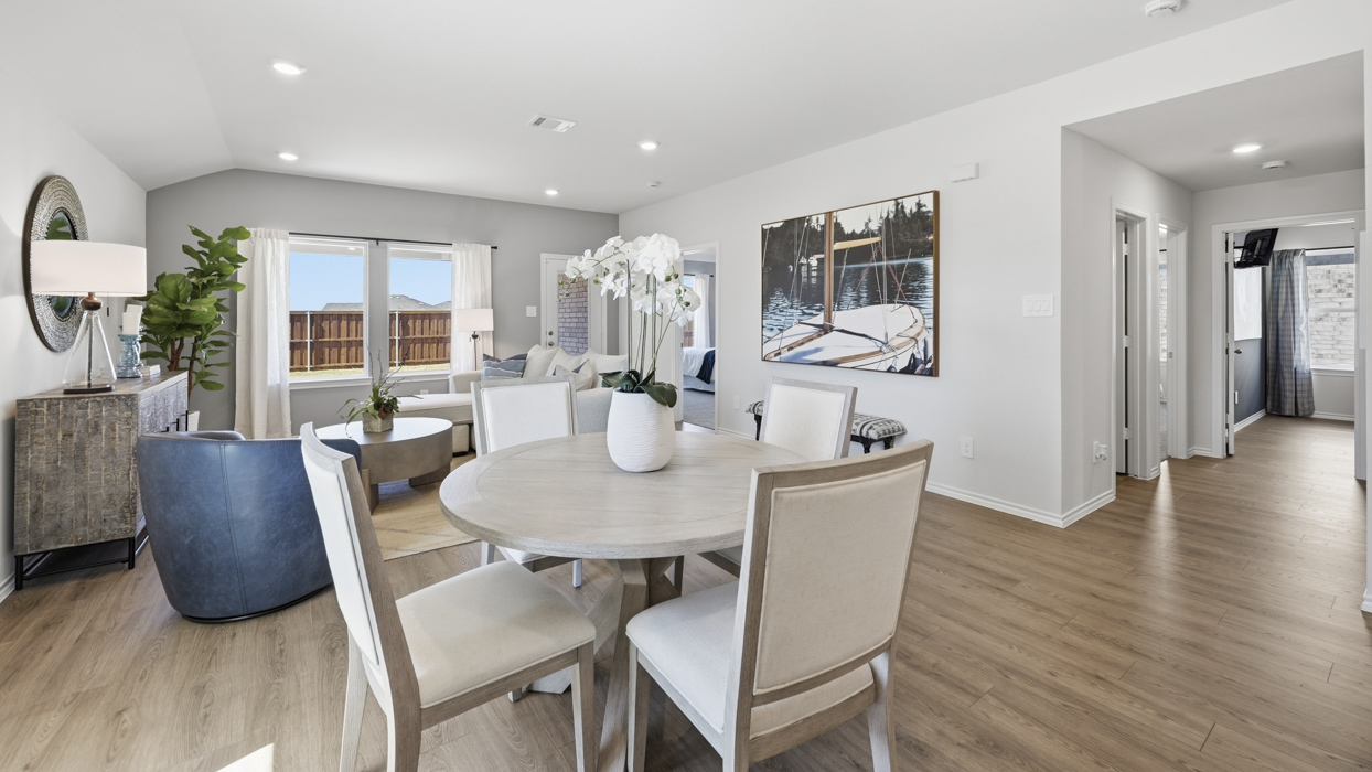 Elgin Floorplan Elevation B Kitchen Gallery Image-Sanger Circle in Sanger, Tx