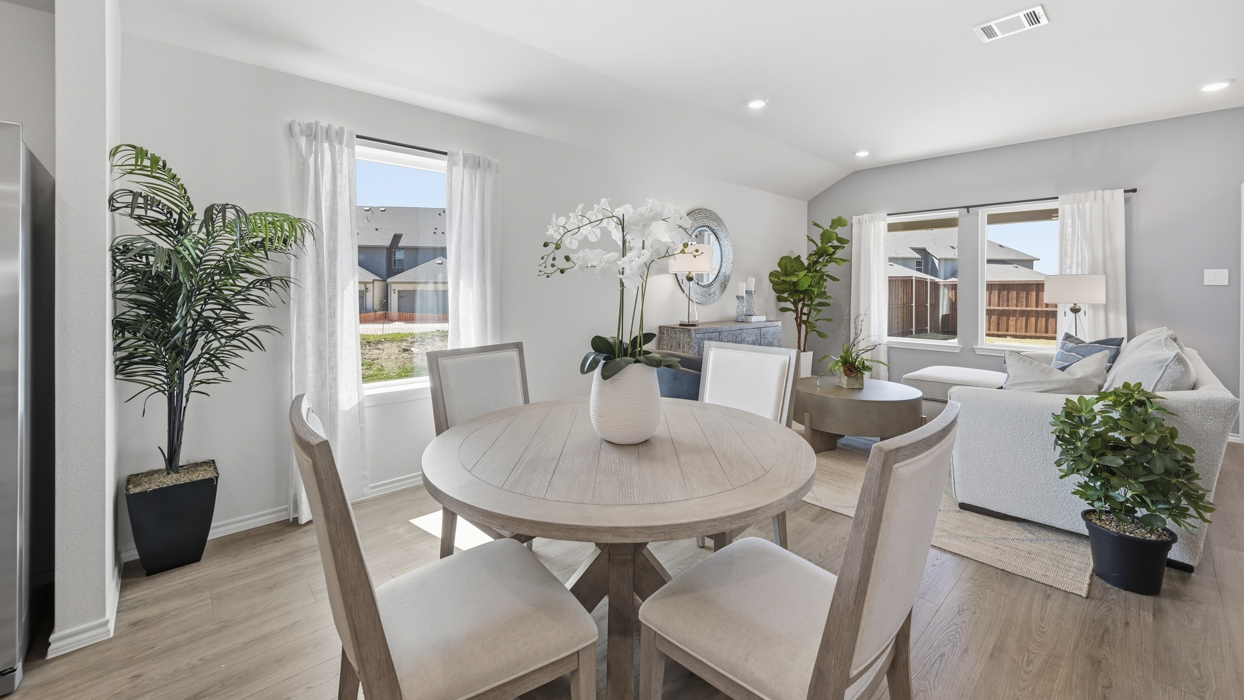 Elgin Floorplan Elevation B Kitchen Gallery Image-Sanger Circle in Sanger, Tx