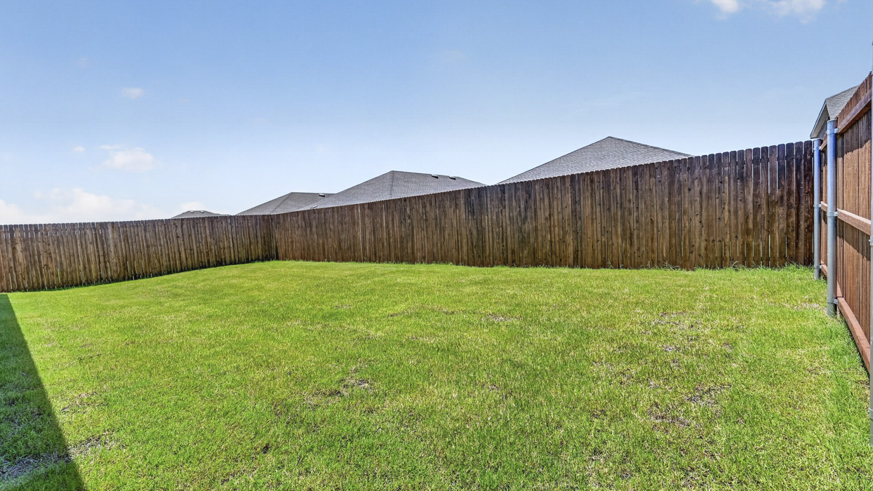 Kingston Floorplan Backyard Gallery Image - Sanger Circle in Sanger, TX