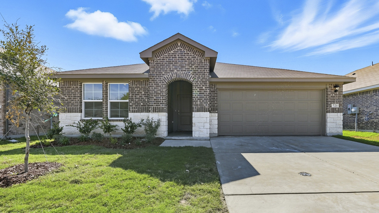 Lakeway Floorplan Elevation B Exterior Gallery Image - Sanger Circle in Sanger, TX