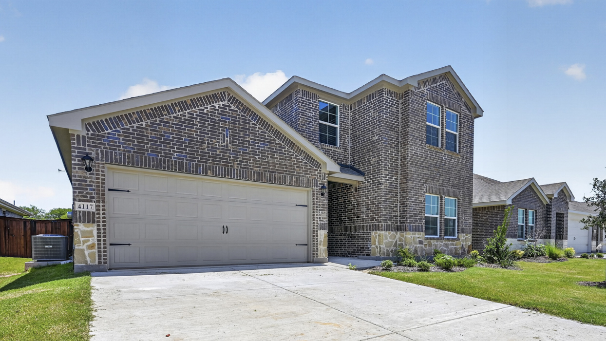Midland Floorplan Elevation E Exterior Rendering - Sanger Circle in Sanger, TX