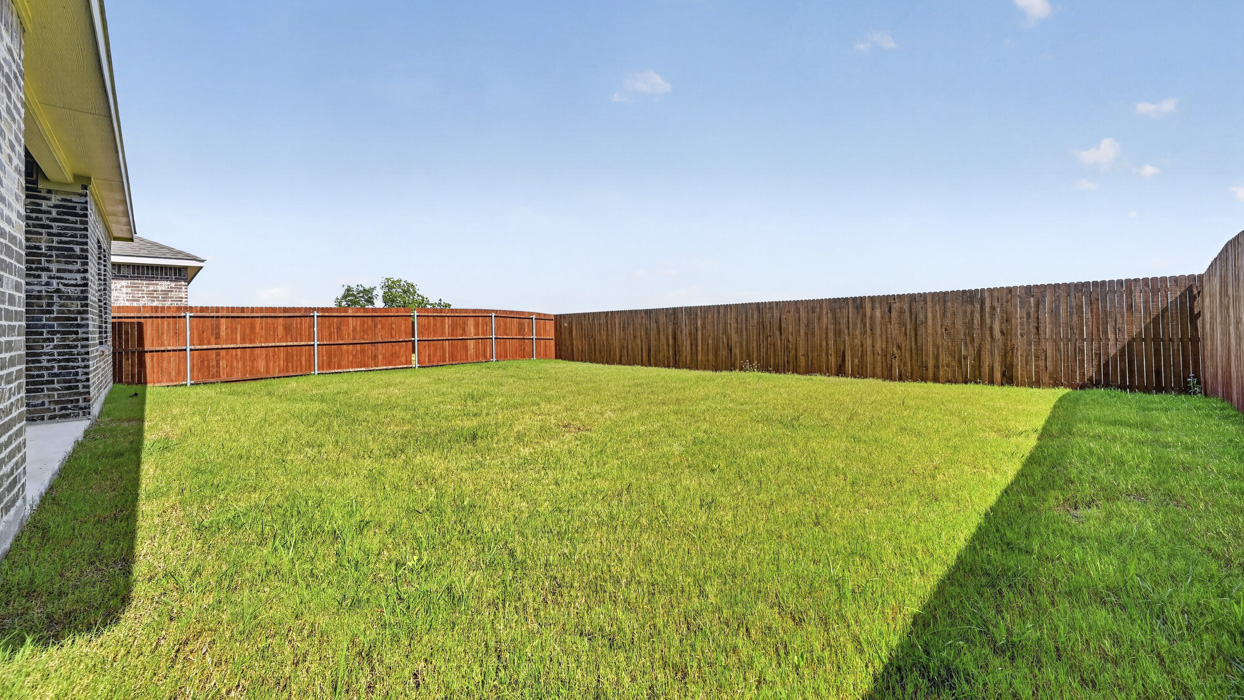 X40N Naples floorplan Backyard Gallery Image-Sanger Circle in Sanger, TX