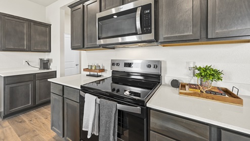 X30J Jasmine Floorplan Kitchen Gallery Image-Yarbrough Farms in Pilot Point, TX
