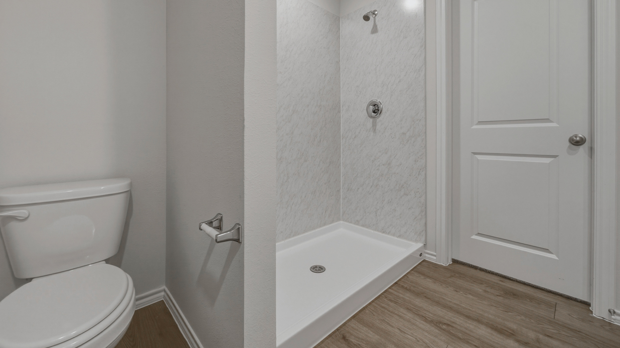 Chesapeake Floorplan Elevation B Bathroom Gallery Image - Stonewood in Sulphur Springs, TX
