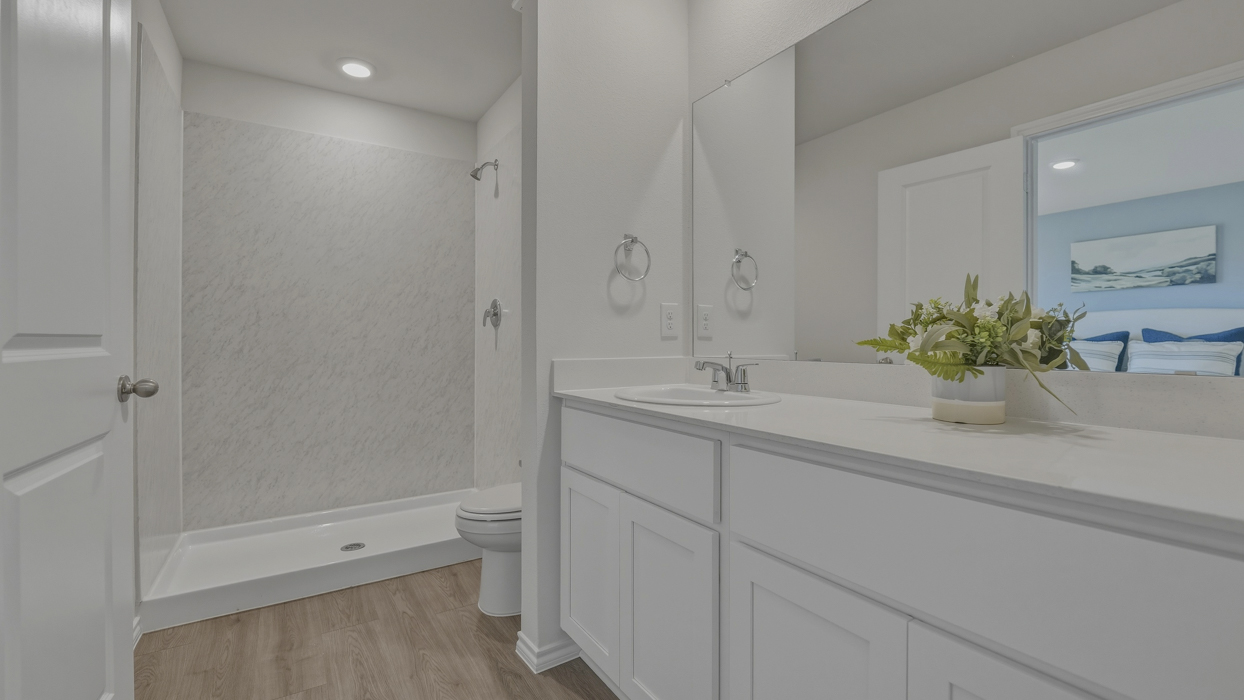 Stony Creek Floorplan Elevation B Bathroom Gallery Image - Stonewood in Sulphur Springs, TX