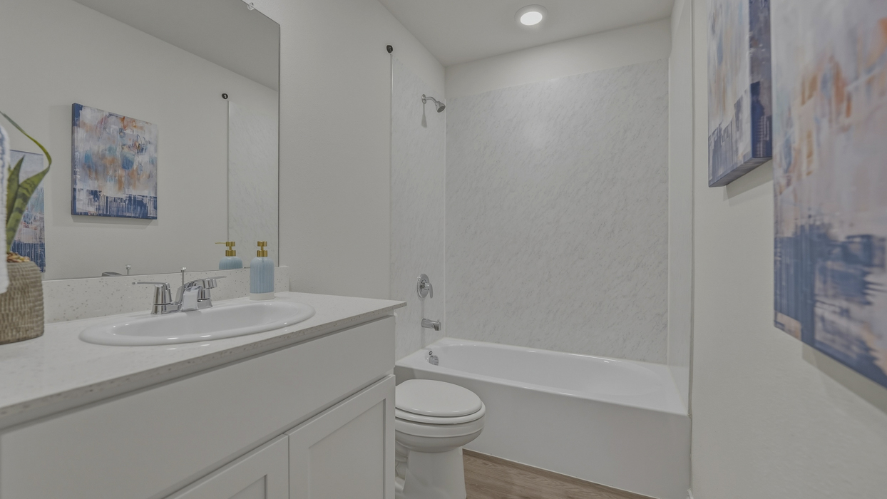 Stony Creek Floorplan Elevation B Bathroom Gallery Image - Stonewood in Sulphur Springs, TX