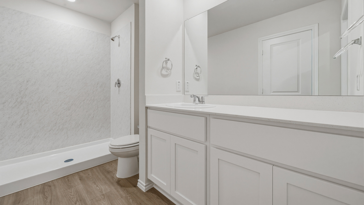 Stony Creek Floorplan Elevation B Bathroom Gallery Image - Stonewood in Sulphur Springs, TX
