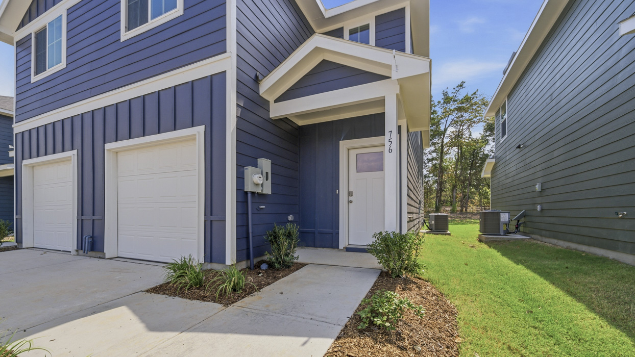 Stony Creek Floorplan Elevation B Right Exterior Rendering - Stonewood in Sulphur Springs, TX