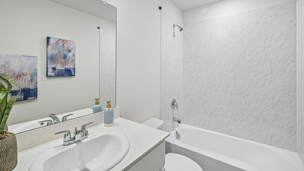 Stony Creek Floorplan Bathroom Gallery Image-Stonewood in Sulphur Springs, Tx