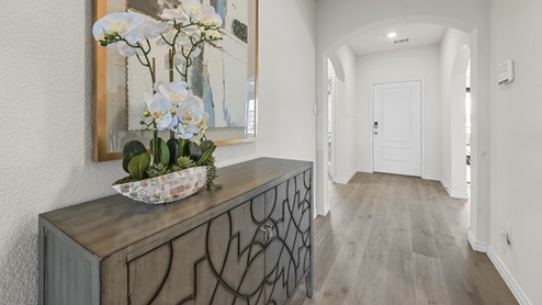 H106 Bentworth Floorplan Entry Gallery Image-Bel Air Village in Sherman, TX