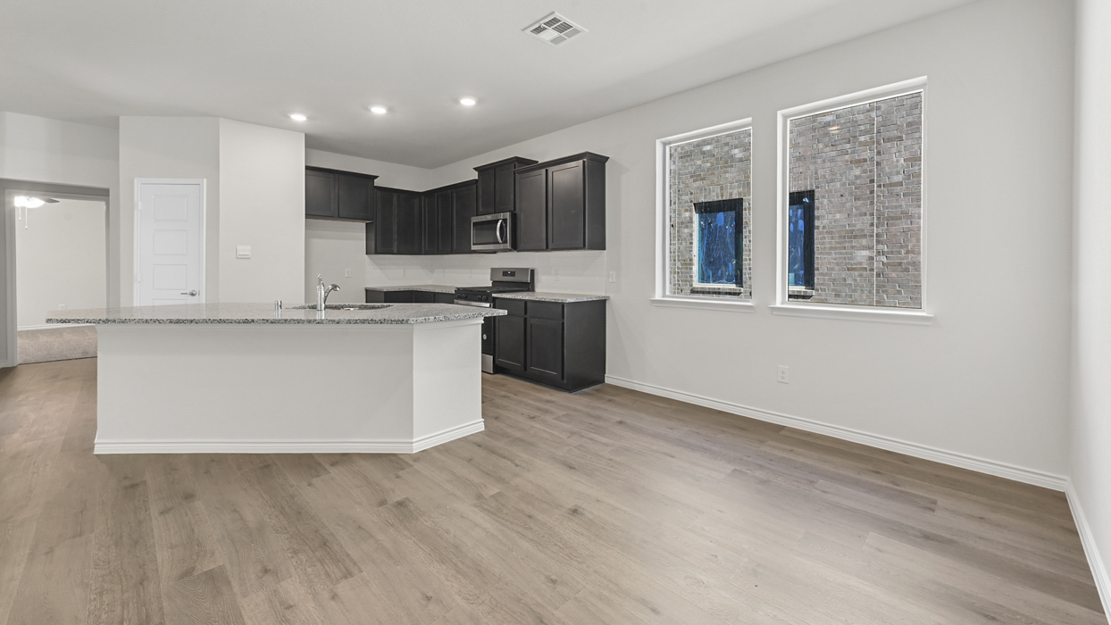 Chester Floorplan Kitchen Gallery Image-Bel Air Village in Sherman, Tx