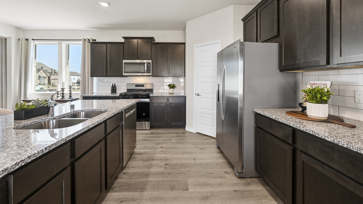 Lakehurst floorplan elevation B Kitchen Gallery Image-Bel Air Village in Sherman, Tx