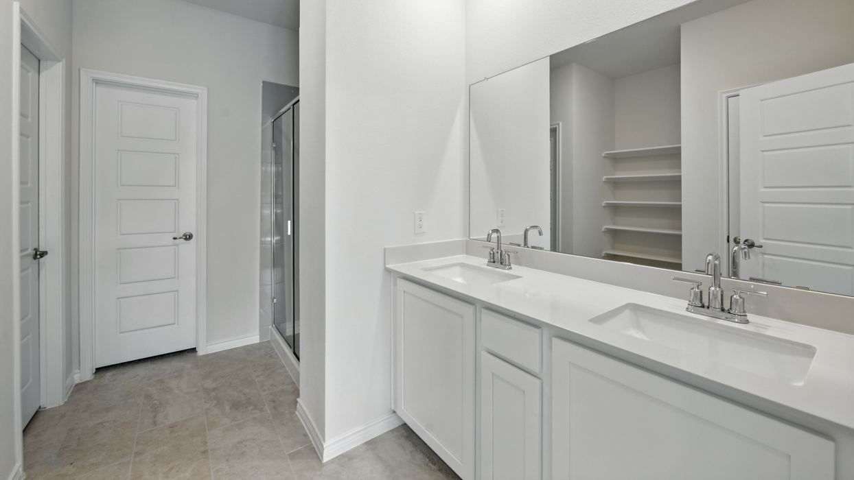 3220 Tanzanite Floorplan Elevation B Bathroom Gallery Image - Bel Air Village in Sherman, TX