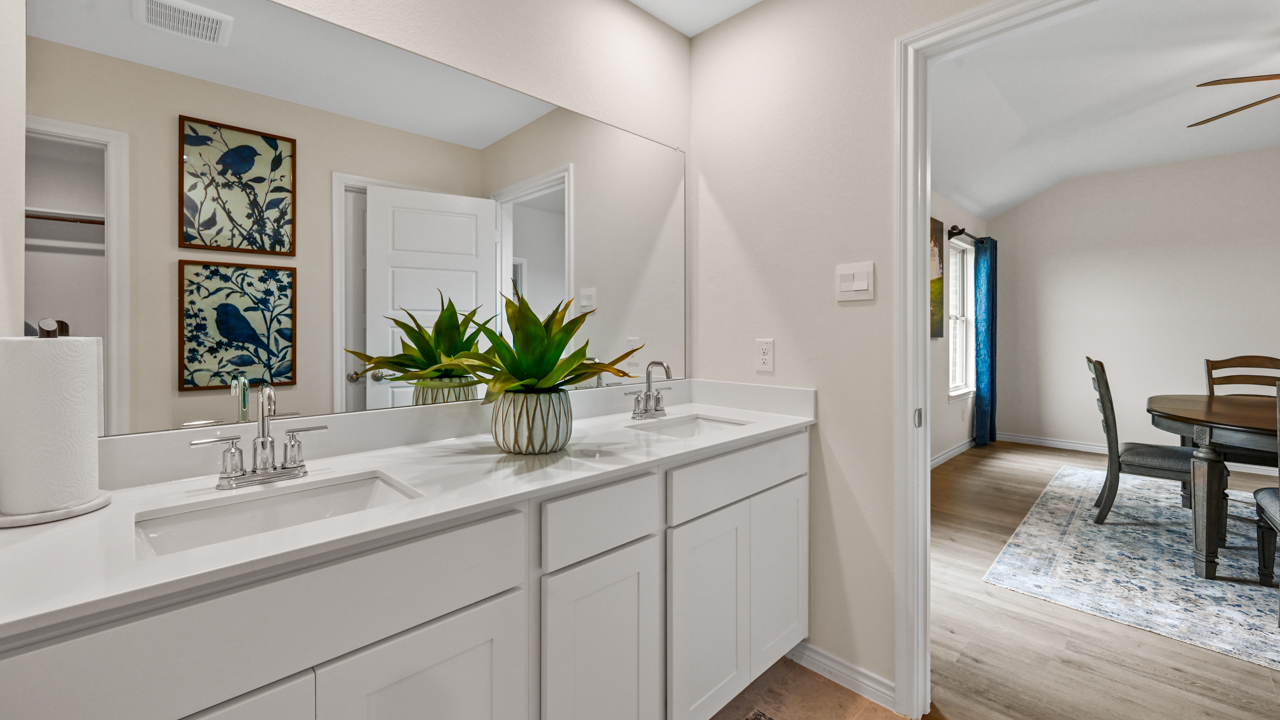 H133 Violet Floorplan Elevation B Bathroom Gallery Image-Bel Air village in Sherman, TX