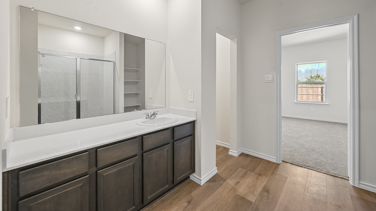 Ozark Floorplan Bathroom Gallery Image-Bel Air Village in Sherman, Tx