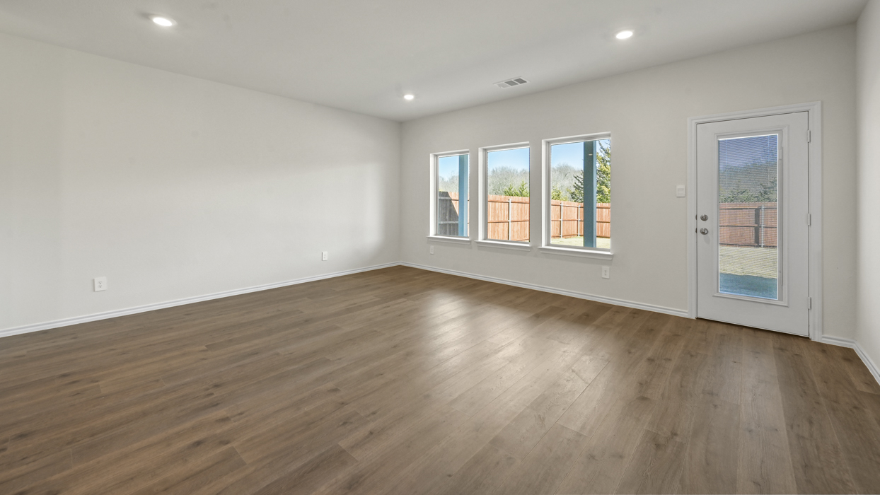 Ozark Floorplan Living Gallery Image-Bel Air Village in Sherman, Tx