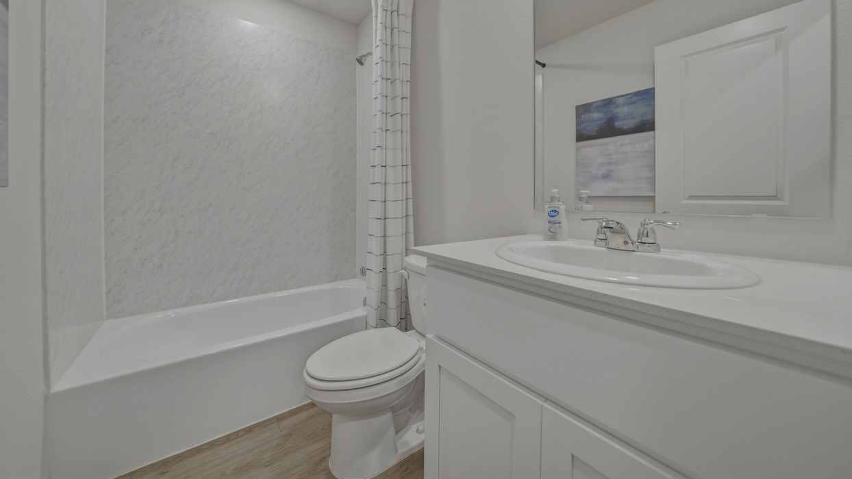 Estero Floorplan Bathroom Gallery Image-Asher Oaks in Bonham, Tx