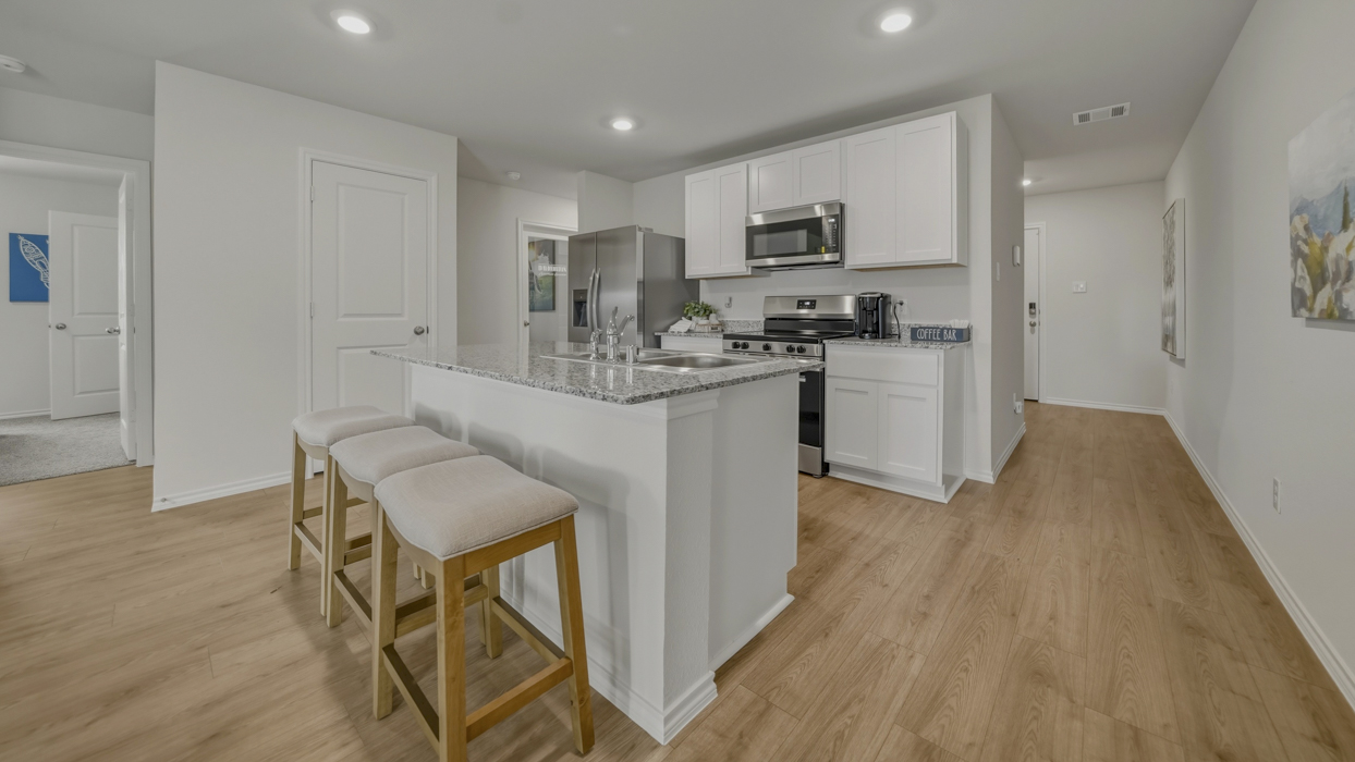 Estero Floorplan Kitchen Gallery Image-Asher Oaks in Bonham, Tx