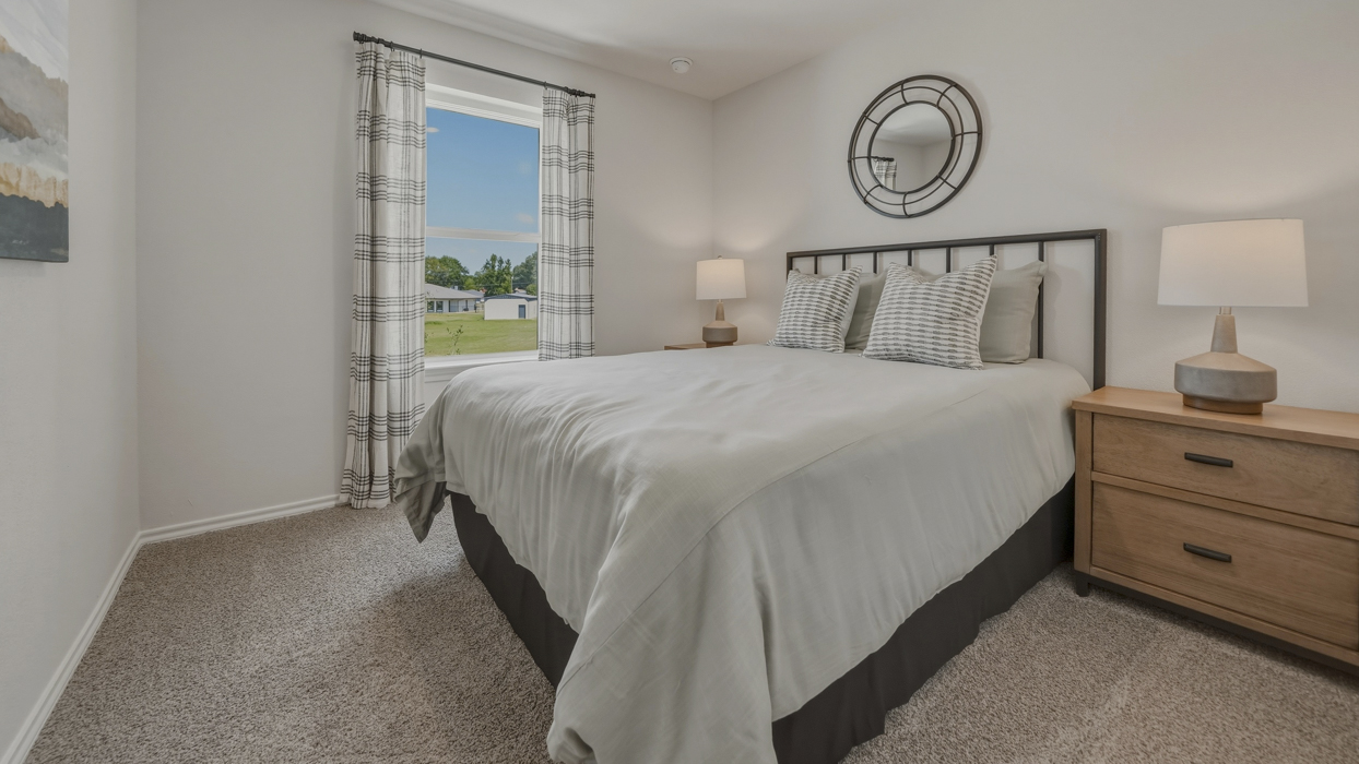 Franklin Floorplan Bedroom Gallery Image-Asher Oaks in Bonham, Tx