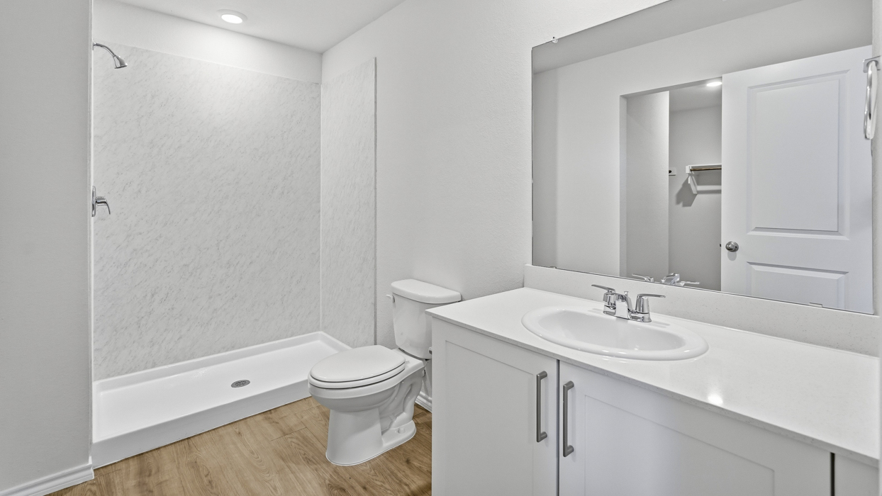 Atlanta Floorplan Elevation F Bathroom Gallery Image - Asher Oaks in Bonham, TX