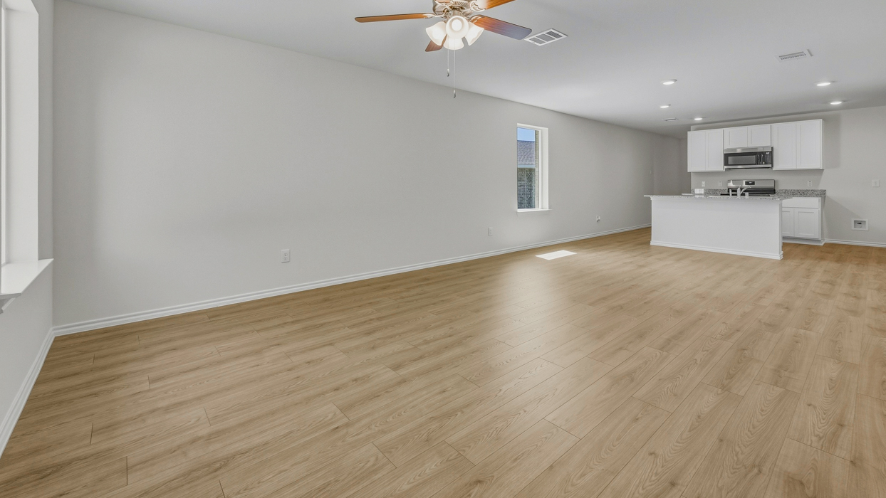 Barton Floorplan Elevation E Kitchen Gallery Image - Asher Oaks in Bonham, TX